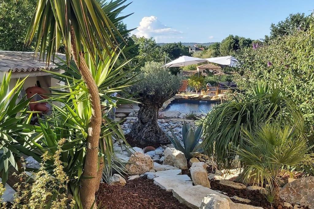 Une Oasis Au Pays De Cezanne Aix-en-Provence Dış mekan fotoğraf