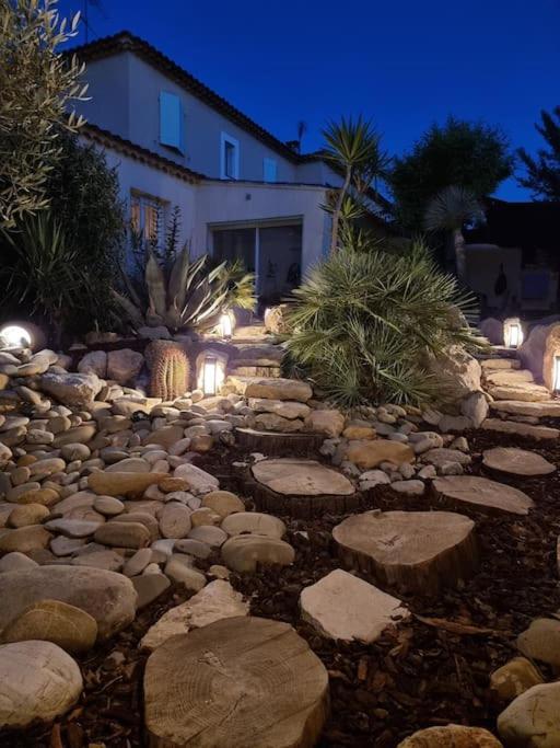 Une Oasis Au Pays De Cezanne Aix-en-Provence Dış mekan fotoğraf